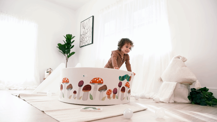 The Very Hungry Caterpillar™ Ball Pit + 200 Pit Balls - Little Big Playroom